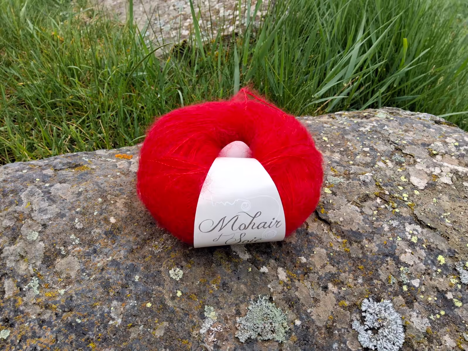 Pelote mohairsoie couleur pomme d amour